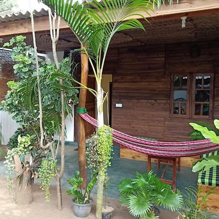 Garden Cottage Arugambay Arugam Bay Esterno foto