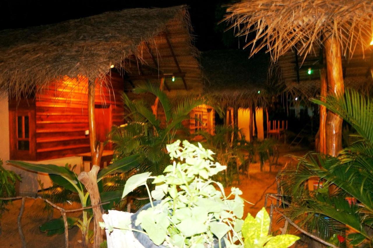 Garden Cottage Arugambay Arugam Bay Esterno foto